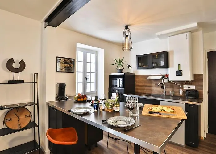 Bel T2 3 Etoiles Parking Inclus Et La A 2 Min !