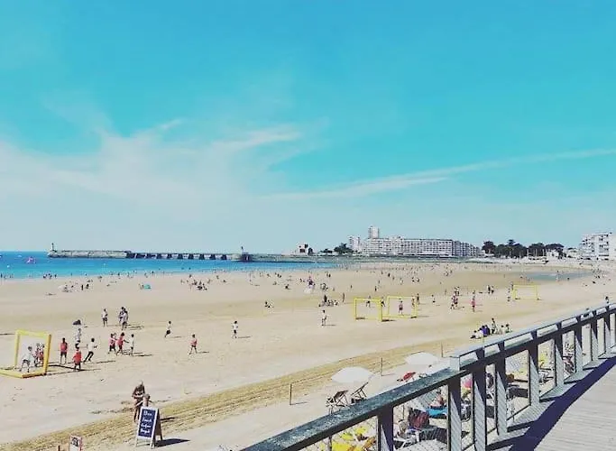 Bel T2 3 Etoiles Parking Inclus Et La A 2 Min ! Les Sables-dʼOlonne