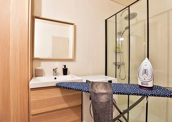 Bel T2 3 Etoiles Parking Inclus Et La A 2 Min ! Lejlighed *