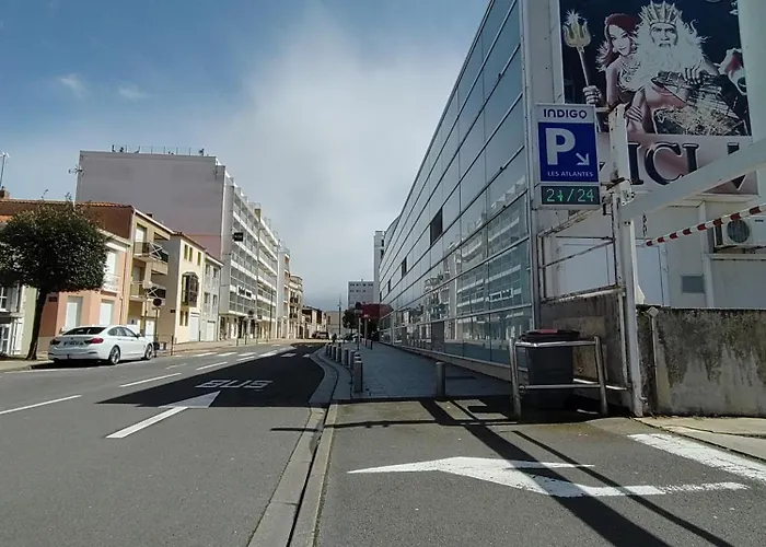 Bel T2 3 Etoiles Parking Inclus Et La A 2 Min ! * Les Sables-dʼOlonne